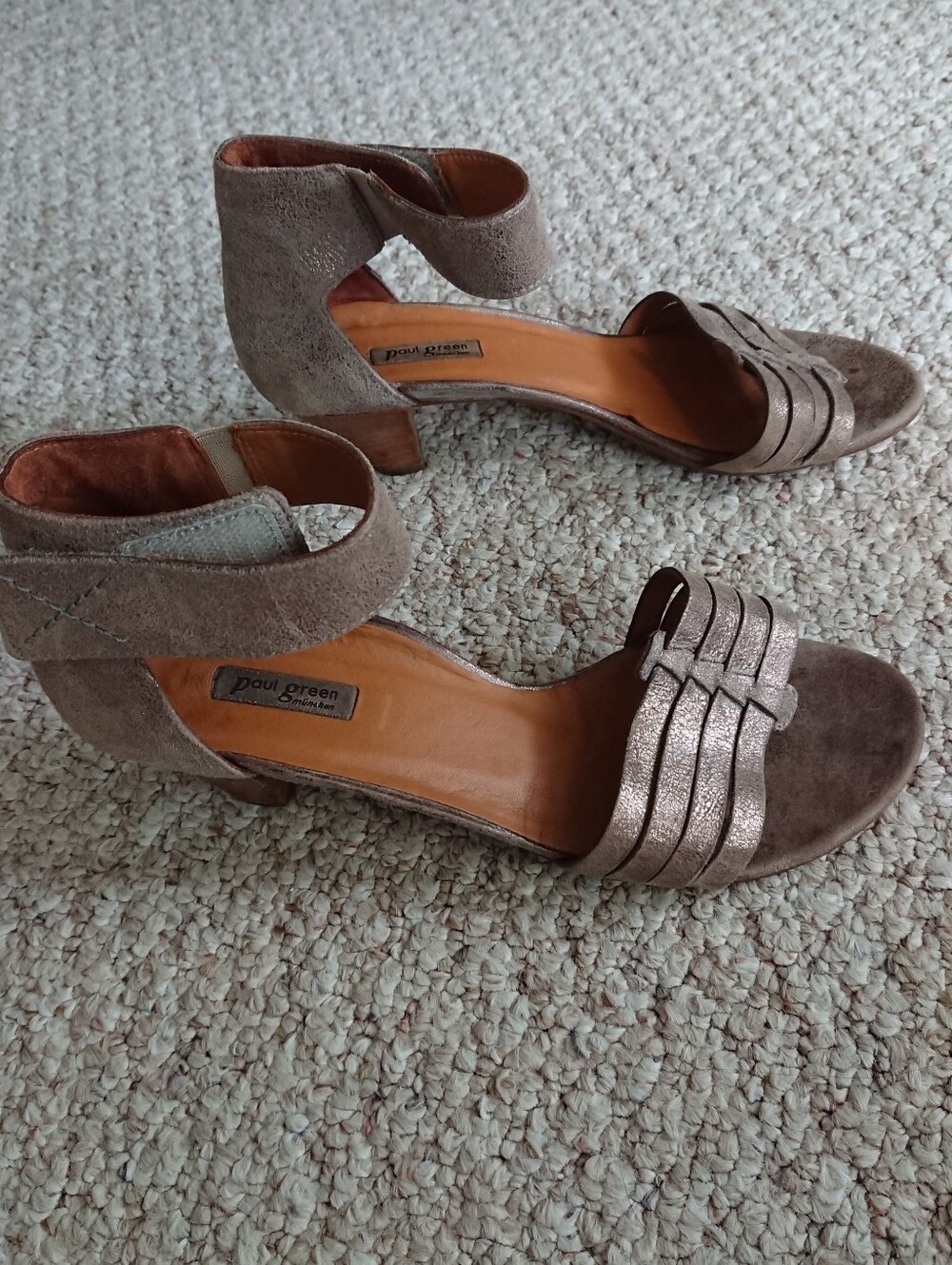 Paul Green Coco metallic leather heeled sandals size 8.5